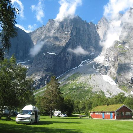 Trollveggen Camping Andalsnes Bagian luar foto